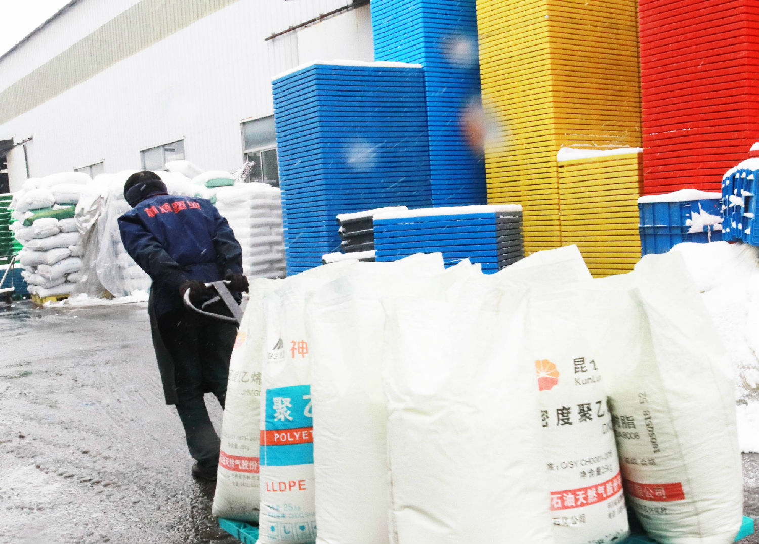 瑞雪兆豐年，2018你的年貨在路上...