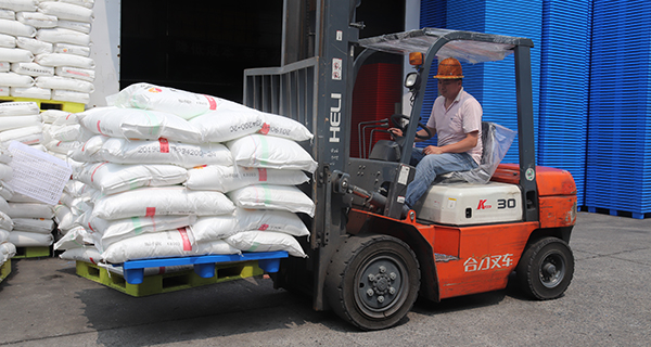 酷暑，如何增加塑料托盤的耐熱性能？