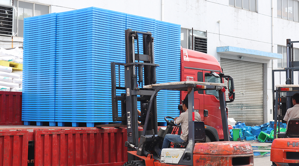 美國累計確認百萬，國內塑料托盤生產(chǎn)廠家應該怎么做好外貿