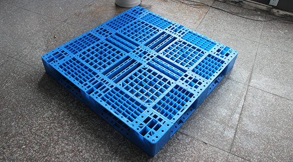 為什么塑料托盤深受物流體系的青睞！